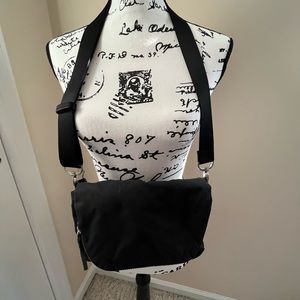 Lululemon bag